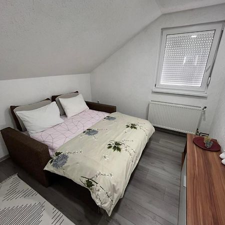 Hotonj Apartman All Seasons מראה חיצוני תמונה